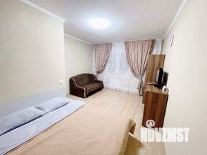 1-к квартира, посуточно, 40м2, 1/1 этаж