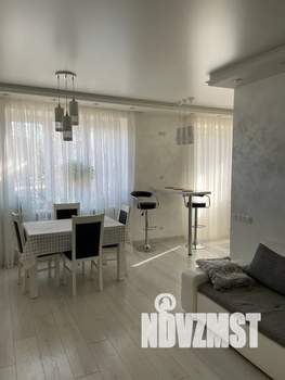 3-к квартира, посуточно, 89м2, 2/5 этаж