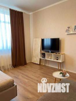 1-к квартира, посуточно, 42м2, 1/1 этаж