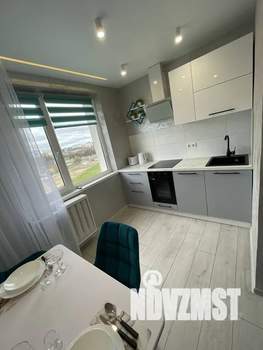 1-к квартира, посуточно, 33м2, 9/10 этаж