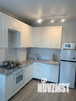 1-к квартира, посуточно, 45м2, 1/9 этаж