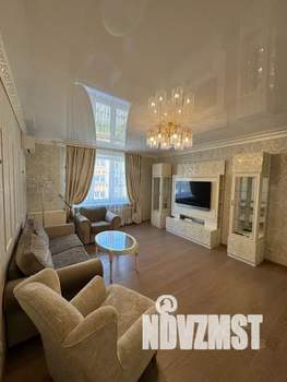 3-к квартира, посуточно, 100м2, 2/4 этаж