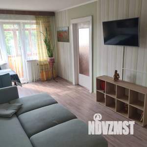 3-к квартира, посуточно, 57м2, 5/5 этаж