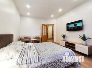 1-к квартира, посуточно, 42м2, 4/4 этаж