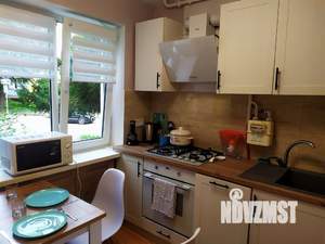 2-к квартира, посуточно, 50м2, 1/1 этаж