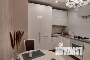 1-к квартира, посуточно, 33м2, 16/16 этаж