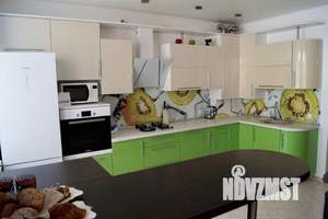 2-к квартира, посуточно, 65м2, 1/1 этаж