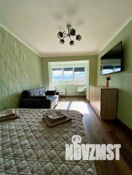 1-к квартира, посуточно, 39м2, 1/1 этаж