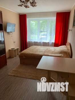 2-к квартира, посуточно, 45м2, 1/5 этаж