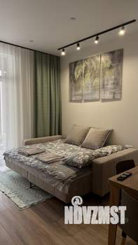 Студия квартира, посуточно, 35м2, 4/11 этаж