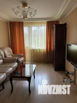 1-к квартира, посуточно, 64м2, 1/1 этаж