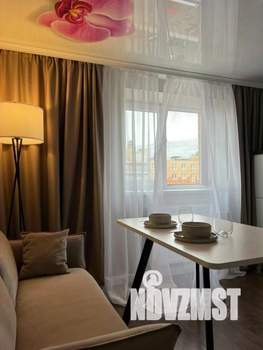 2-к квартира, посуточно, 49м2, 1/1 этаж