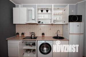 1-к квартира, посуточно, 38м2, 9/10 этаж