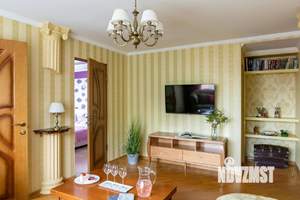 4-к квартира, посуточно, 65м2, 1/1 этаж