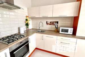 1-к квартира, посуточно, 45м2, 1/16 этаж