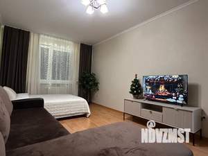 1-к квартира, посуточно, 42м2, 13/17 этаж