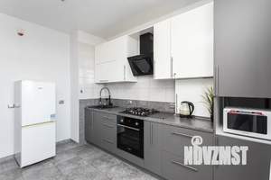 1-к квартира, посуточно, 44м2, 6/9 этаж