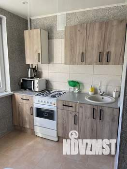 1-к квартира, посуточно, 37м2, 4/9 этаж