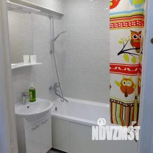 2-к квартира, посуточно, 43м2, 1/4 этаж