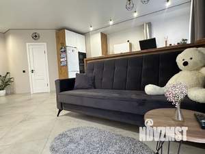 Студия квартира, посуточно, 43м2, 9/9 этаж