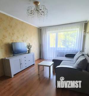 2-к квартира, посуточно, 42м2, 5/5 этаж