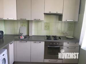 1-к квартира, посуточно, 40м2, 3/3 этаж