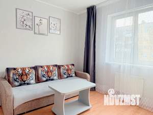 1-к квартира, посуточно, 40м2, 1/1 этаж