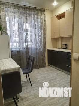 1-к квартира, посуточно, 32м2, 6/9 этаж