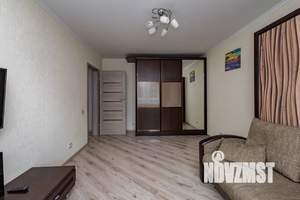 1-к квартира, посуточно, 42м2, 4/10 этаж