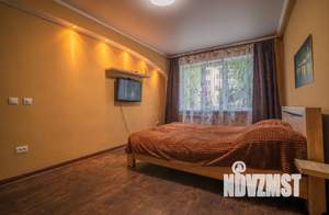 2-к квартира, посуточно, 42м2, 2/5 этаж