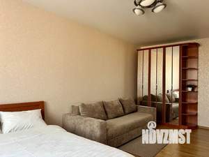 1-к квартира, посуточно, 38м2, 13/13 этаж