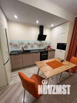 1-к квартира, посуточно, 47м2, 10/10 этаж