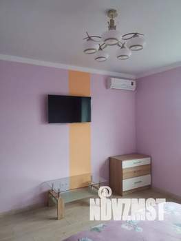 1-к квартира, посуточно, 37м2, 7/9 этаж