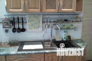 2-к квартира, посуточно, 80м2, 1/2 этаж