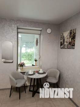 Студия квартира, посуточно, 27м2, 1/5 этаж