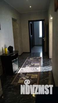 3-к квартира, посуточно, 75м2, 2/9 этаж