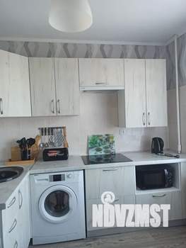 1-к квартира, посуточно, 35м2, 10/16 этаж