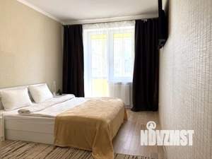 1-к квартира, посуточно, 62м2, 1/1 этаж