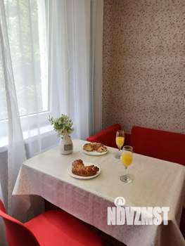 1-к квартира, посуточно, 33м2, 1/9 этаж