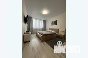 1-к квартира, посуточно, 40м2, 13/16 этаж
