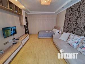 1-к квартира, посуточно, 42м2, 1/1 этаж