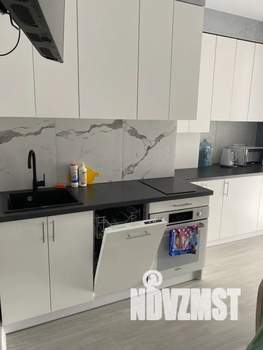 1-к квартира, посуточно, 42м2, 9/9 этаж