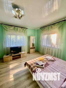 1-к квартира, посуточно, 40м2, 2/3 этаж