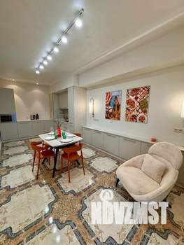 1-к квартира, посуточно, 60м2, 2/10 этаж