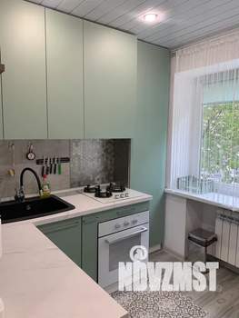 2-к квартира, посуточно, 42м2, 2/5 этаж