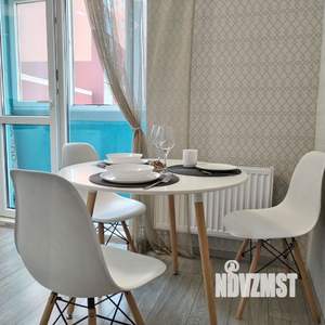 1-к квартира, посуточно, 39м2, 2/9 этаж