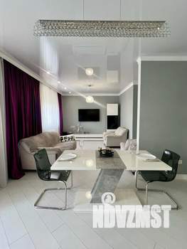 1-к квартира, посуточно, 70м2, 1/1 этаж