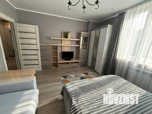 1-к квартира, посуточно, 45м2, 4/10 этаж