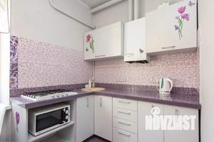 1-к квартира, посуточно, 37м2, 1/4 этаж