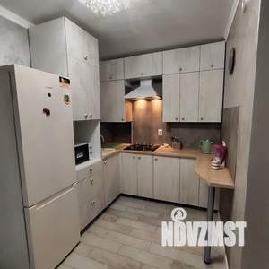 1-к квартира, посуточно, 37м2, 4/10 этаж